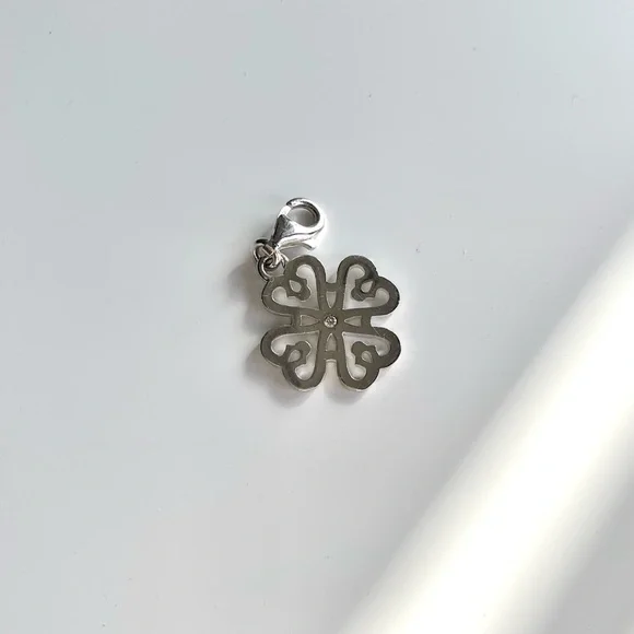 NEW Thomas Sabo 925 Sterling Silver Charm Pendant - Cloverleaf - Picture 4 of 5